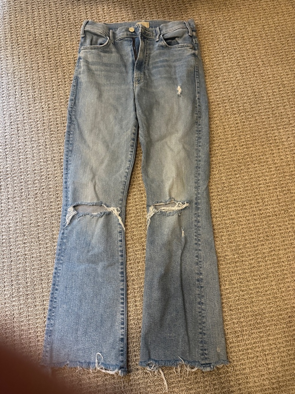 MOTHER Straight Leg Jeans in Light Blue Denim with 'M' Back Pockets - Picture 5 of 5